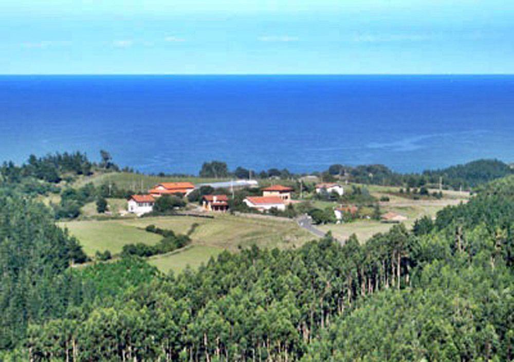 H&Ap Rural Merrutxu Ibarrangelu Buitenkant foto