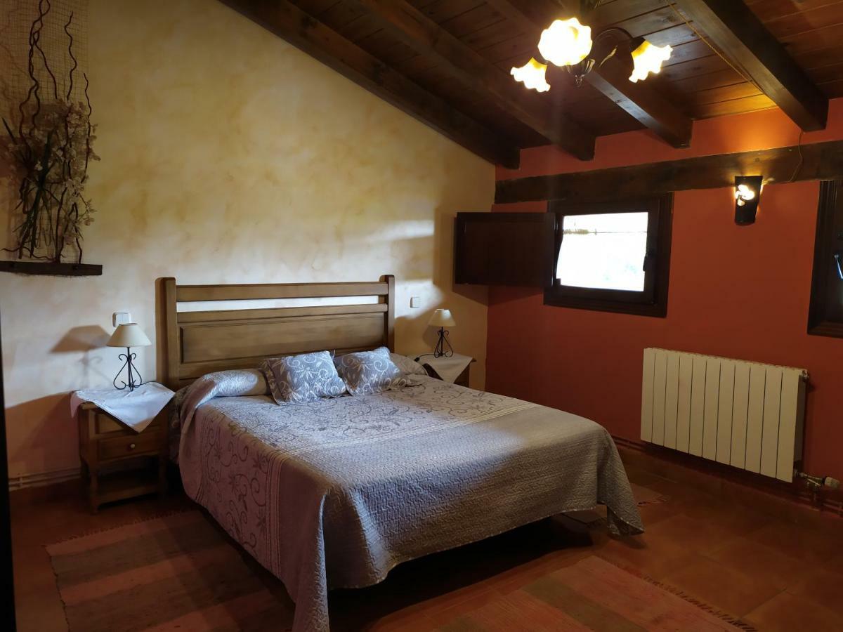 H&Ap Rural Merrutxu Ibarrangelu Buitenkant foto