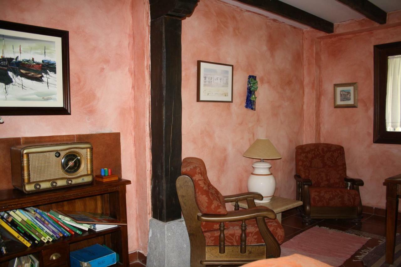 H&Ap Rural Merrutxu Ibarrangelu Buitenkant foto